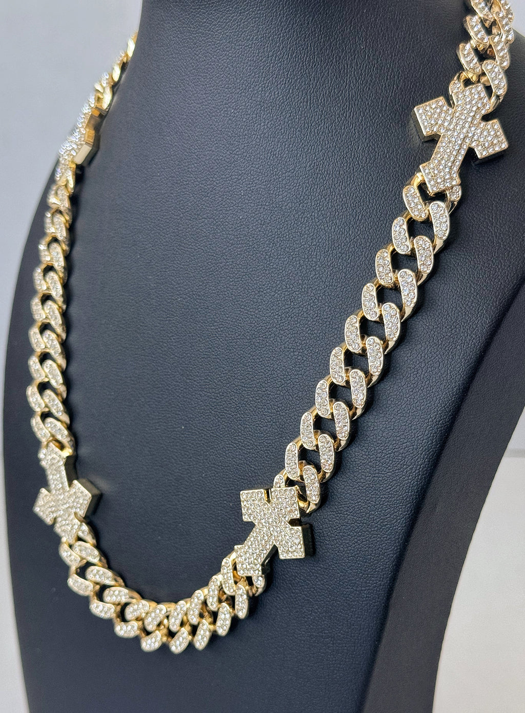 16mm Iced Out Cuban Link Chain w/Cross Accents 20" - Gold Tone