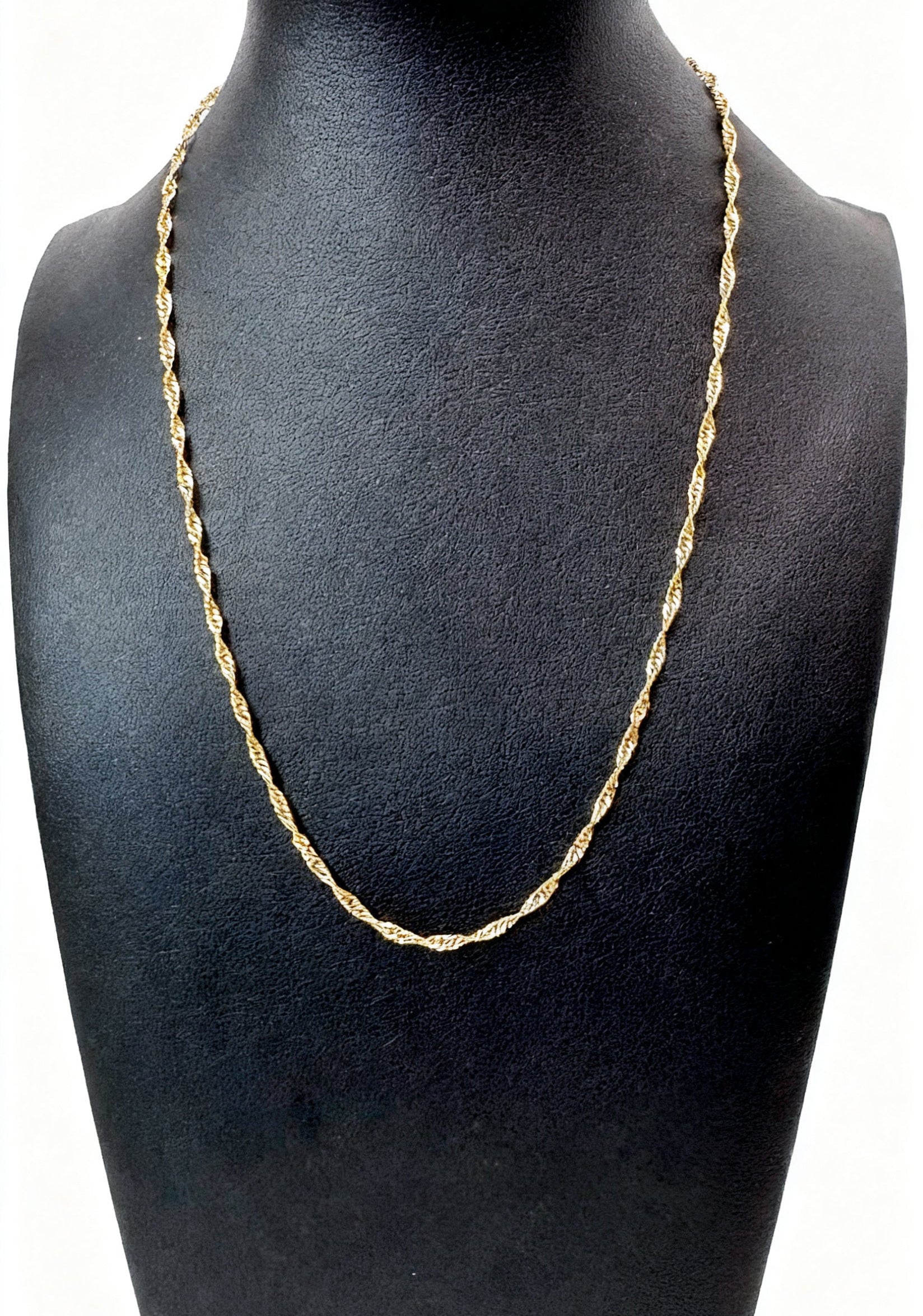 Singapore Necklace 18" - Gold Tone